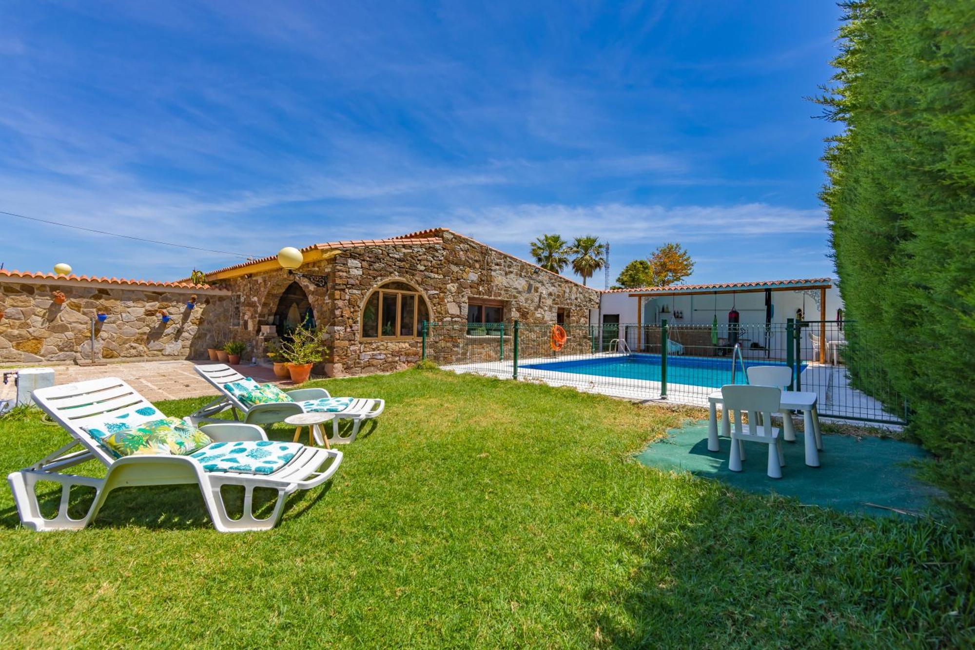 Chalet Con Piscina Privada En Bolonia ตาริฟา ภายนอก รูปภาพ